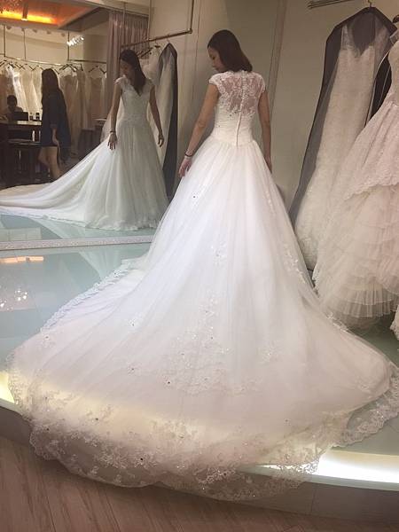 台北婚紗工作室:推薦手工禮服 台北婚紗工作室:推薦手工禮服