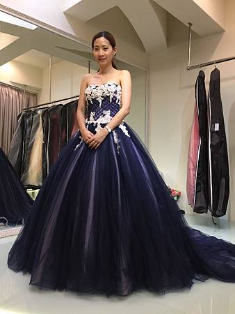 [推薦]禮服出租推薦-手工禮服