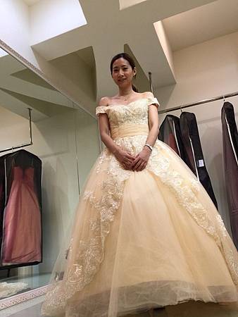 [推薦]禮服出租推薦-手工禮服