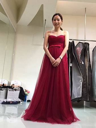 [推薦]禮服出租推薦-手工禮服