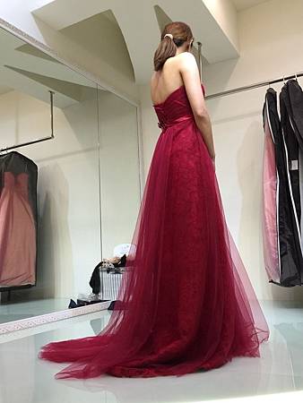 [推薦]禮服出租推薦-手工禮服