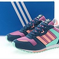 adidas Originals ZX700 粉色糖果 36-39a.jpg