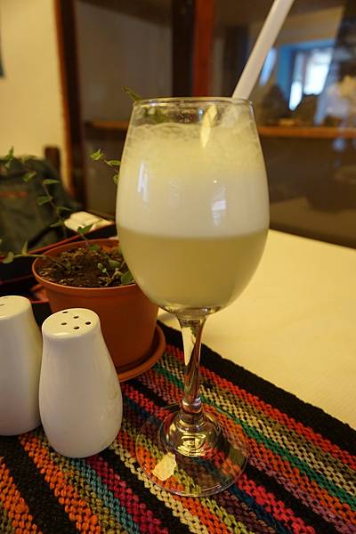 【祕魯】必喝調酒~ Pisco Sour~