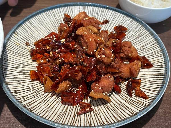 (巨蛋商圈)勁酸爽口~溜溜酸菜魚