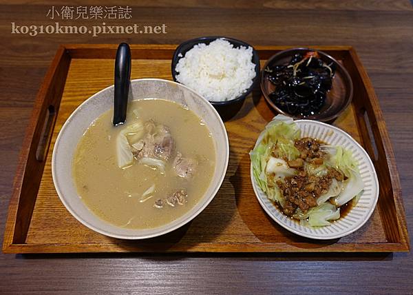 彰化雞湯惠賣-八棧食堂