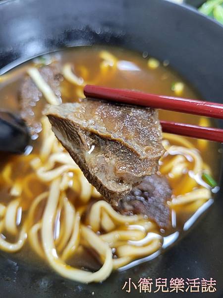 台中海線梧棲美食．一家牛肉麵館