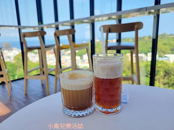 屏東小琉球美食．柒柒里咖啡玻璃屋海景咖啡廳．小琉球景點