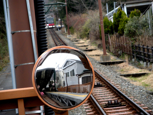 又要搭車囉..登山纜車