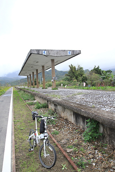 東里舊月台