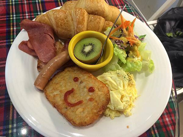 12166006_899073420187061_1576044905_n 12166006_899073420187061_1576044905_n