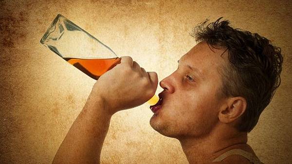 boozehound-shutterstock