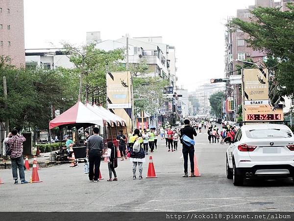 105.12.4 新竹市城市馬拉松6.JPG