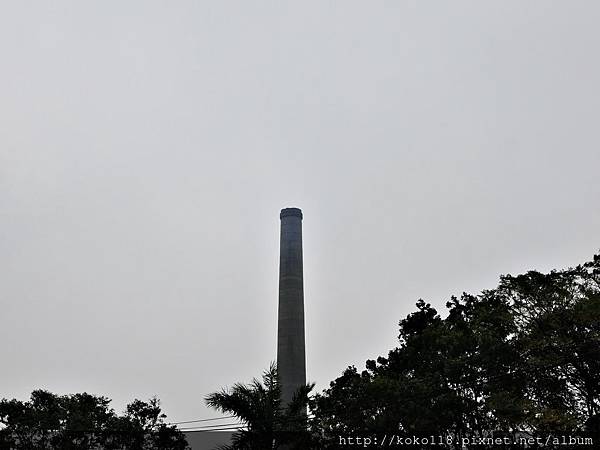 106.12.31 赤土崎公園-建美路大煙囪.JPG