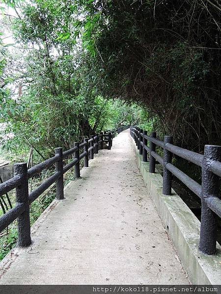 107.5.1 十八尖山-建華步道.JPG