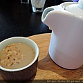 109.1.1 陶板屋-日式玄米鹹奶茶3.JPG