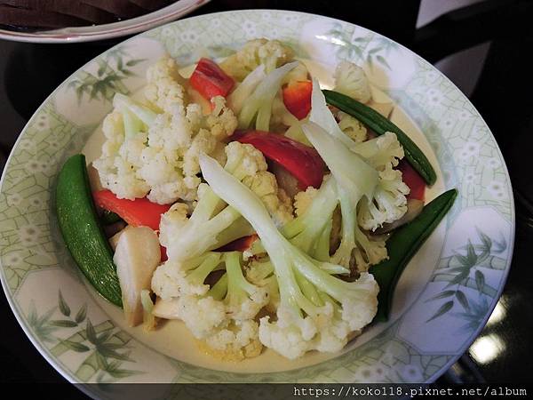 109.1.24 除夕祭祖-素炒花椰菜(素).JPG