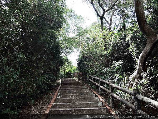 109.8.30 十八尖山-梅花亭步道.JPG