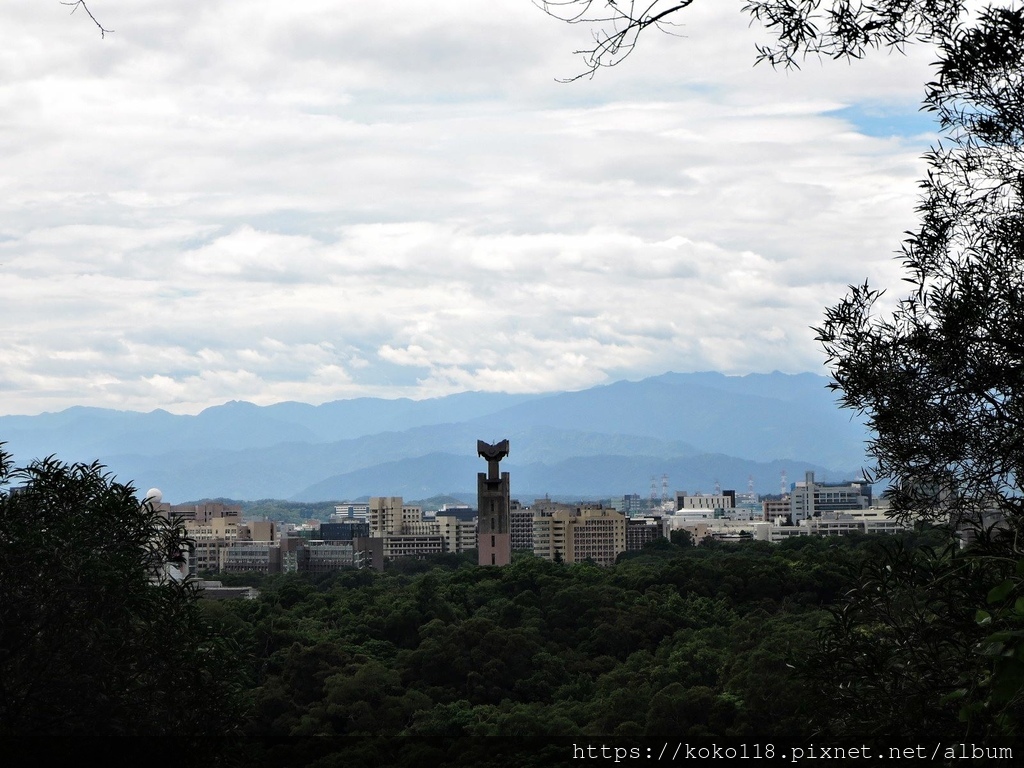 111.6.11 十八尖山2.JPG