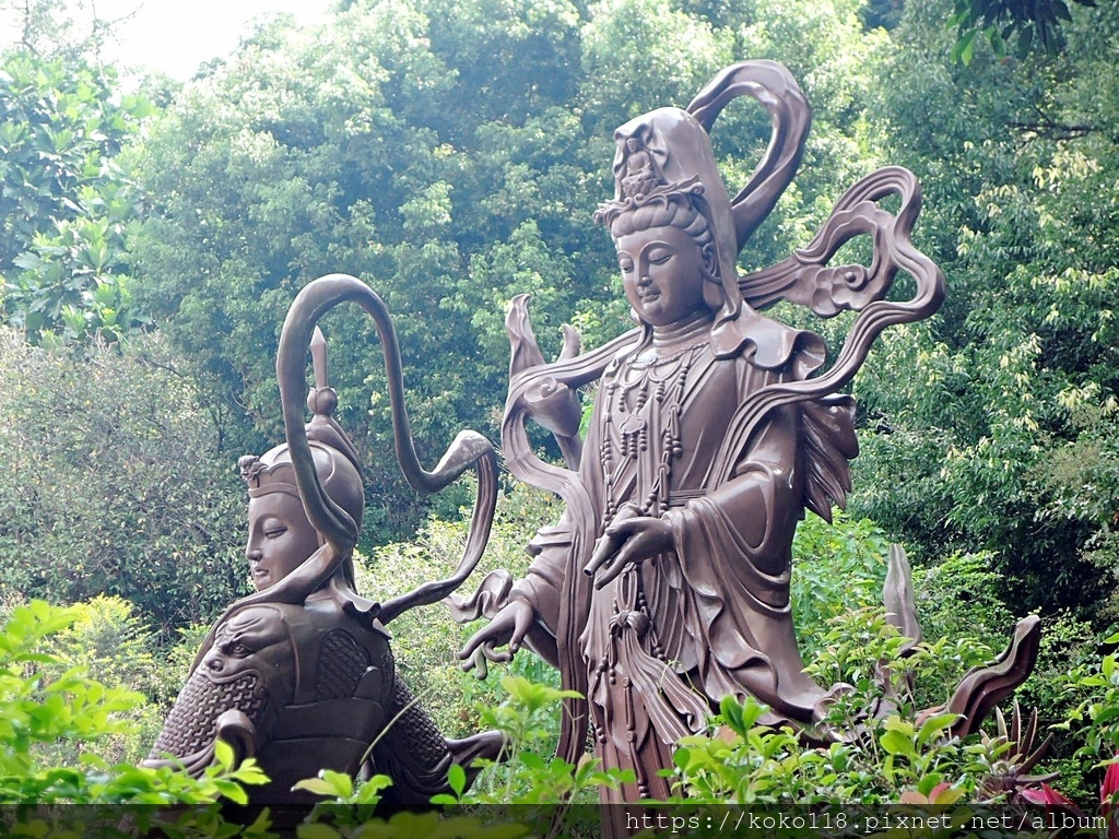 111.10.1 芎林-飛鳳山1-雲谷寺1.JPG