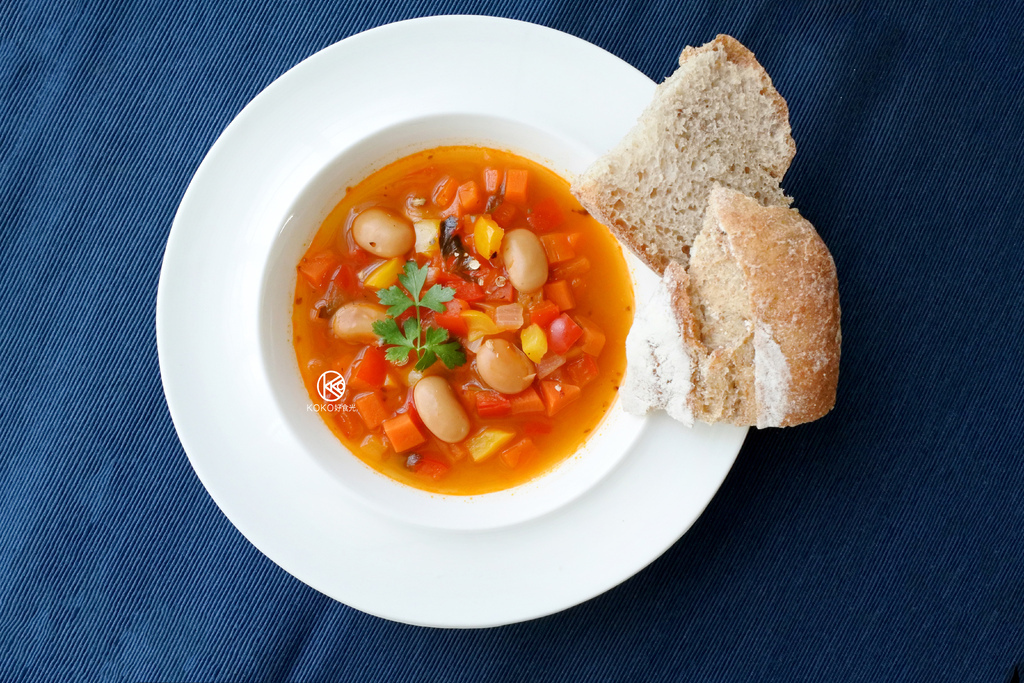 KOKO好食光|阿爾巴尼亞白豆蔬菜湯Jani Me Fasu KOKO好食光|阿爾巴尼亞白豆蔬菜湯Jani Me Fasu