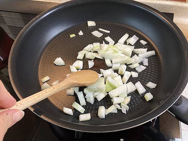 KOKO好食光｜柬埔寨絞肉蛋捲PongMouanSnol_在