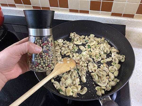 KOKO好食光｜起司蘑菇鑲雞胸＿奢華系年後飲食控制