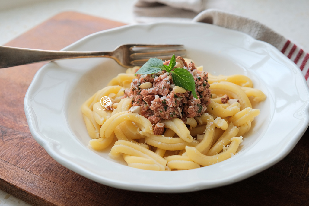 KOKO好食光｜西西里蕃茄杏仁義大利麵＿超簡單自製瑞可達起司