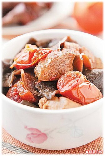 黑木耳番茄燉肉│柯媽媽の小女兒 黑木耳番茄燉肉│柯媽媽の小女兒