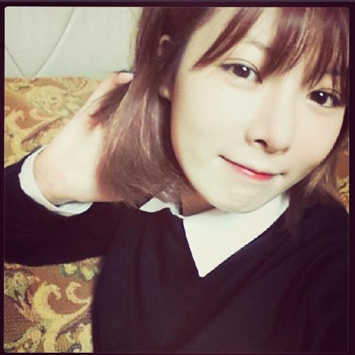 34387_hyuna-short-hair-selca