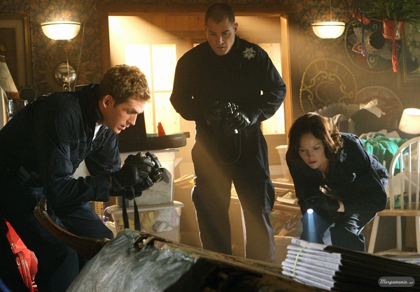 CSI, 11.05 House of Hoarders