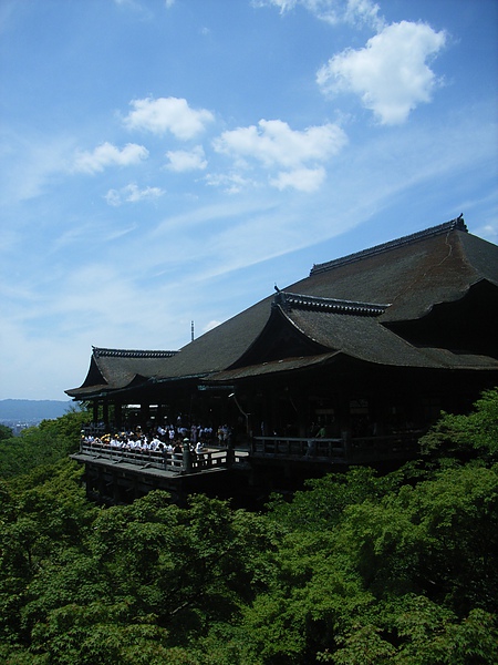 清水寺全景.....堂本剛 選在這裡開眼唱會... 100%只是為了謝神吧！！！！