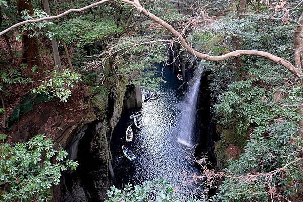 [日本九州] 高千穗峽 : 瀑布，划船，美景無限