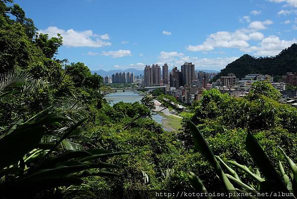 [犛牛的台灣景點] 新北: 近在咫尺的山水秘境