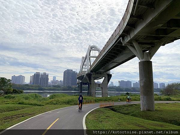 [台灣/新北] 2022.1 新莊到山佳: 鐵馬小旅行