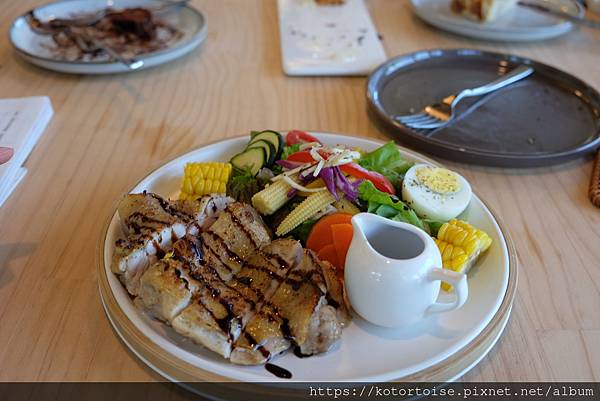 [台灣/台東] 2022.8 台東美食雜記: 寧記火鍋,野室