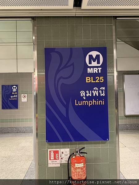 [泰國曼谷] 2022.10 清晨小旅行: 地鐵、渡輪、鄭王