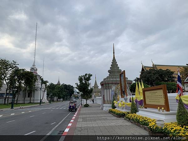 [泰國曼谷] 2022.10 清晨小旅行: 地鐵、渡輪、鄭王