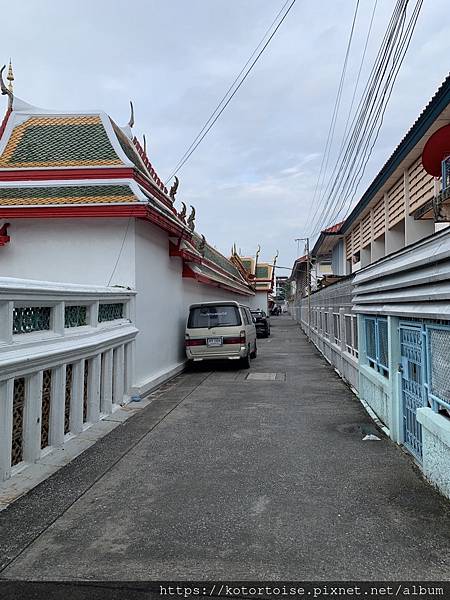 [泰國曼谷] 2022.10 清晨小旅行: 地鐵、渡輪、鄭王