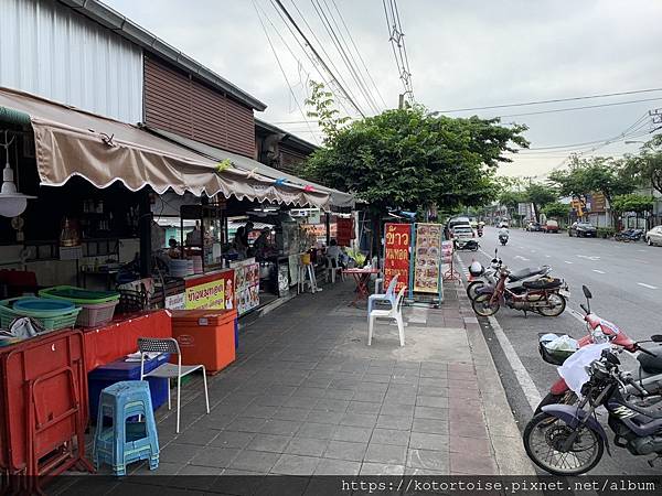 [泰國曼谷] 2022.10 清晨小旅行: 地鐵、渡輪、鄭王