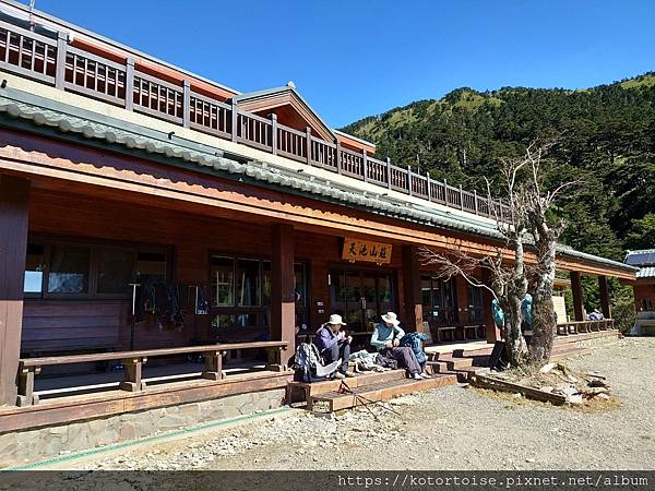 [台灣/南投] 2023.11 雲海日出黃金大草原: 奇萊南
