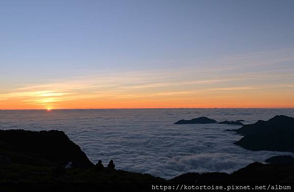 [台灣/南投] 2023.11 雲海日出黃金大草原: 奇萊南
