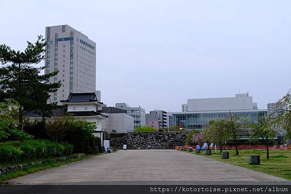 [日本北陸關西] 2025.4 慢行富山城，長途跋涉回京都