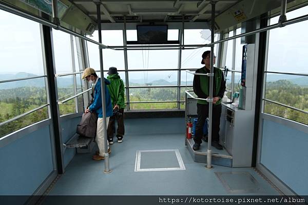 [日本北海道] 2025.6 夏日炎炎,旭岳健行賞雪