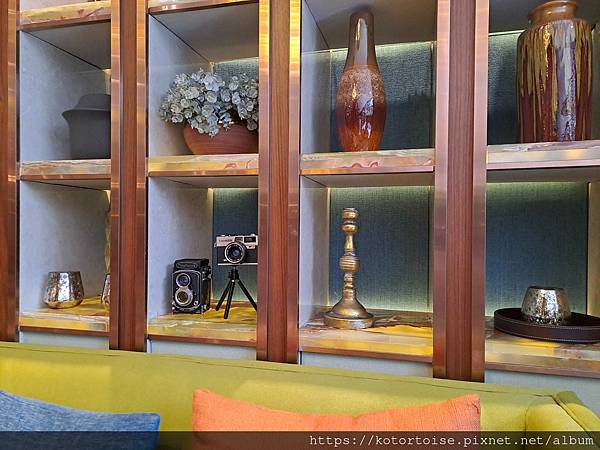 [泰國曼谷] 2025.10 河道上,和當地人一起吹風賞景