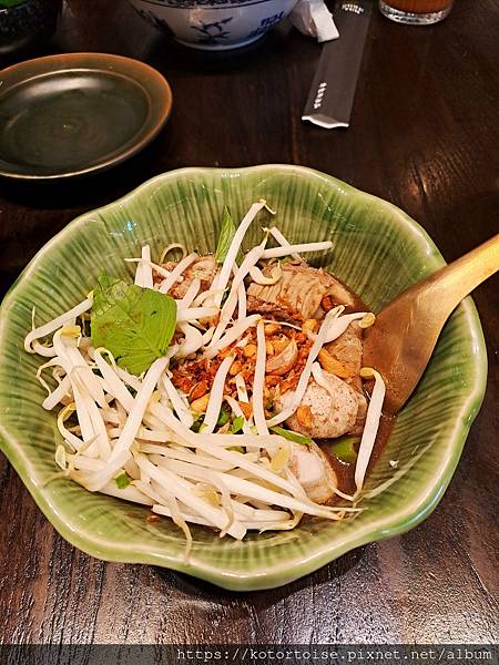 [泰國曼谷] 2025.10 河道上,和當地人一起吹風賞景