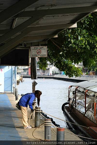[泰國曼谷] 2025.10 河道上,和當地人一起吹風賞景