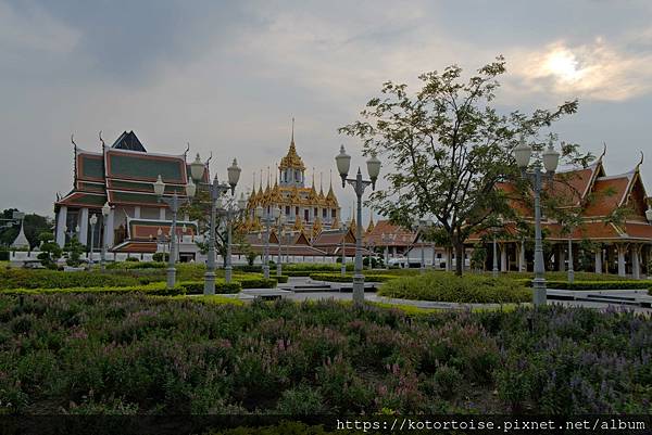 [泰國曼谷] 2025.10 河道上,和當地人一起吹風賞景