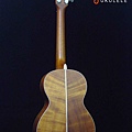 26-tenor-ukulele-反面.jpg