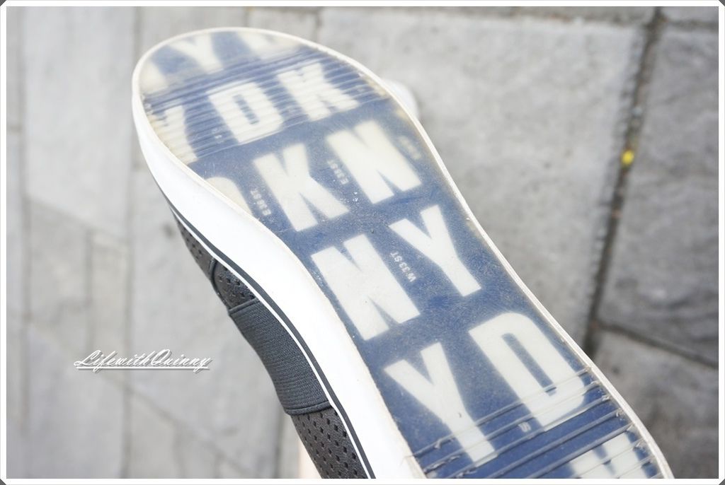 dkny3.jpg