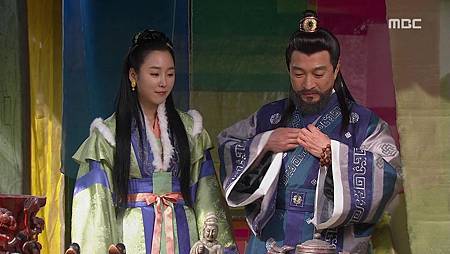 King's Daughter, Soo Baek Hyang.E106.140312.HDTV.x264.AAC.720p.Hel_20170406081825.JPG